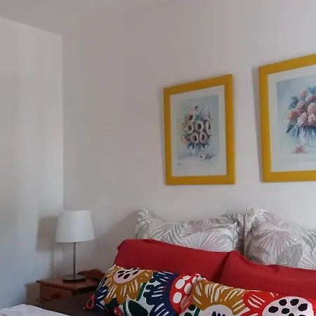 Tenerife Casa Del Sol Habitacion Compartida Holiday home *